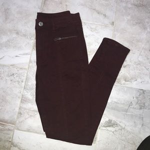 American Eagle maroon skinny jeans